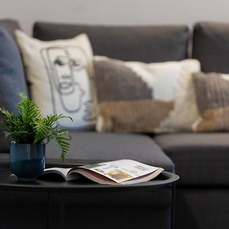 Metro Plac Wilsona Apartments Mickiewicza By Noclegi Renters Warsaw Luaran gambar