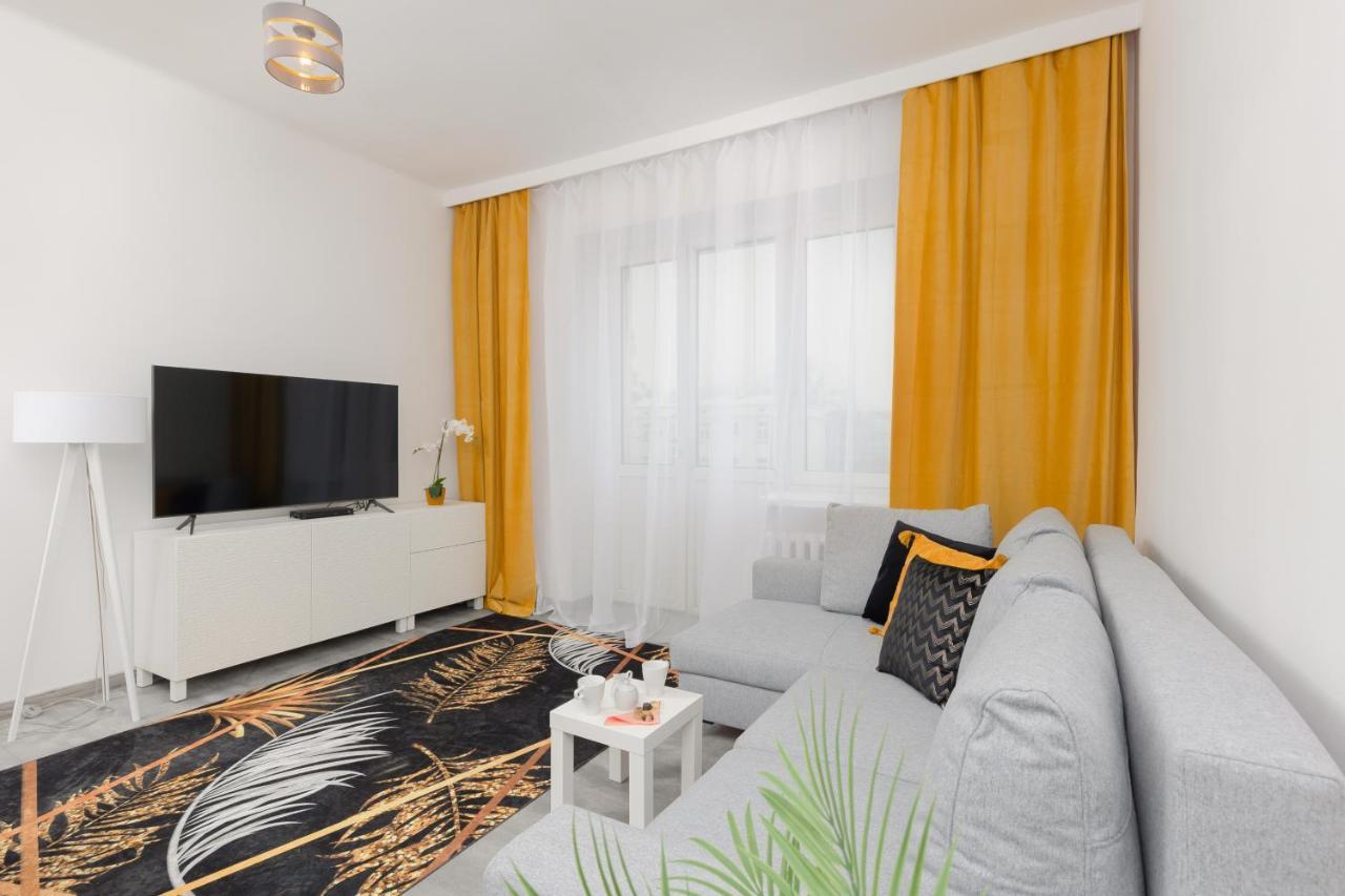 Metro Plac Wilsona Apartments Mickiewicza By Noclegi Renters Warsaw Luaran gambar