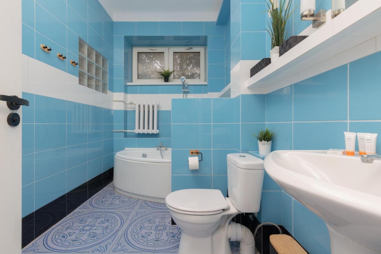 Metro Plac Wilsona Apartments Mickiewicza By Noclegi Renters Warsaw Luaran gambar