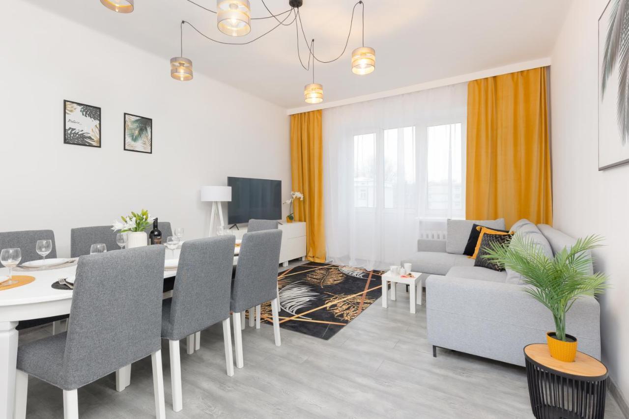 Metro Plac Wilsona Apartments Mickiewicza By Noclegi Renters Warsaw Luaran gambar