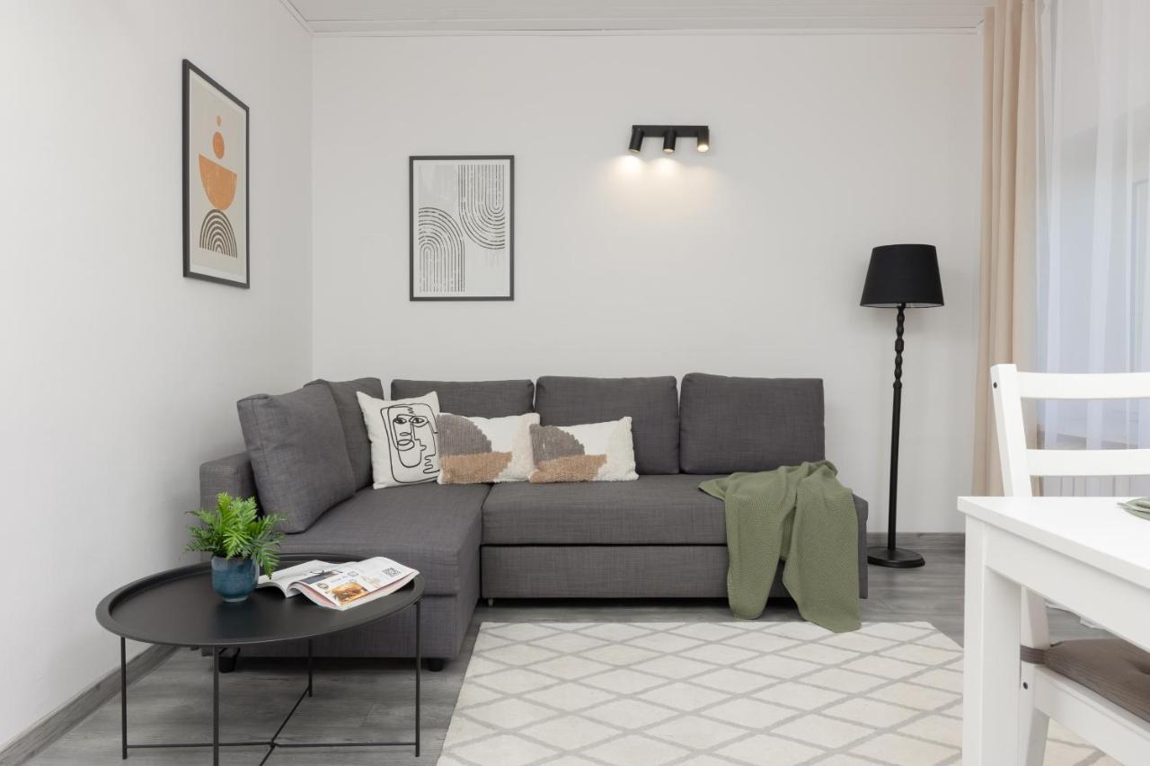 Metro Plac Wilsona Apartments Mickiewicza By Noclegi Renters Warsaw Luaran gambar