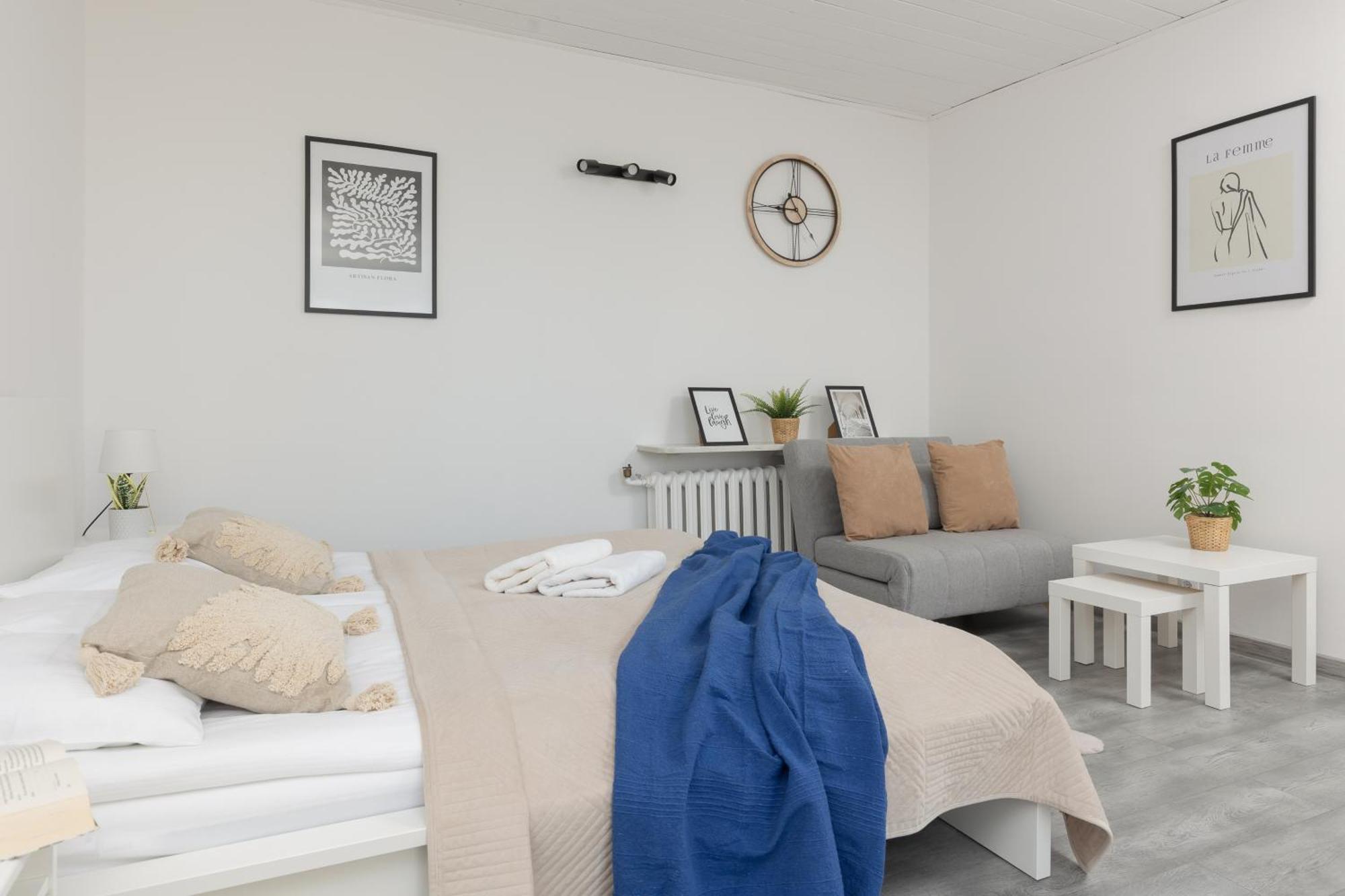 Metro Plac Wilsona Apartments Mickiewicza By Noclegi Renters Warsaw Luaran gambar